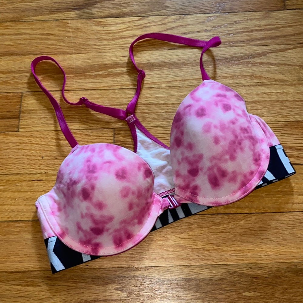 PINK by Victoria’s Secret Front Clasp T-Shirt Bra